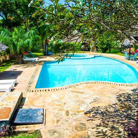 Oasis Diani Beach Villas Екстер'єр фото