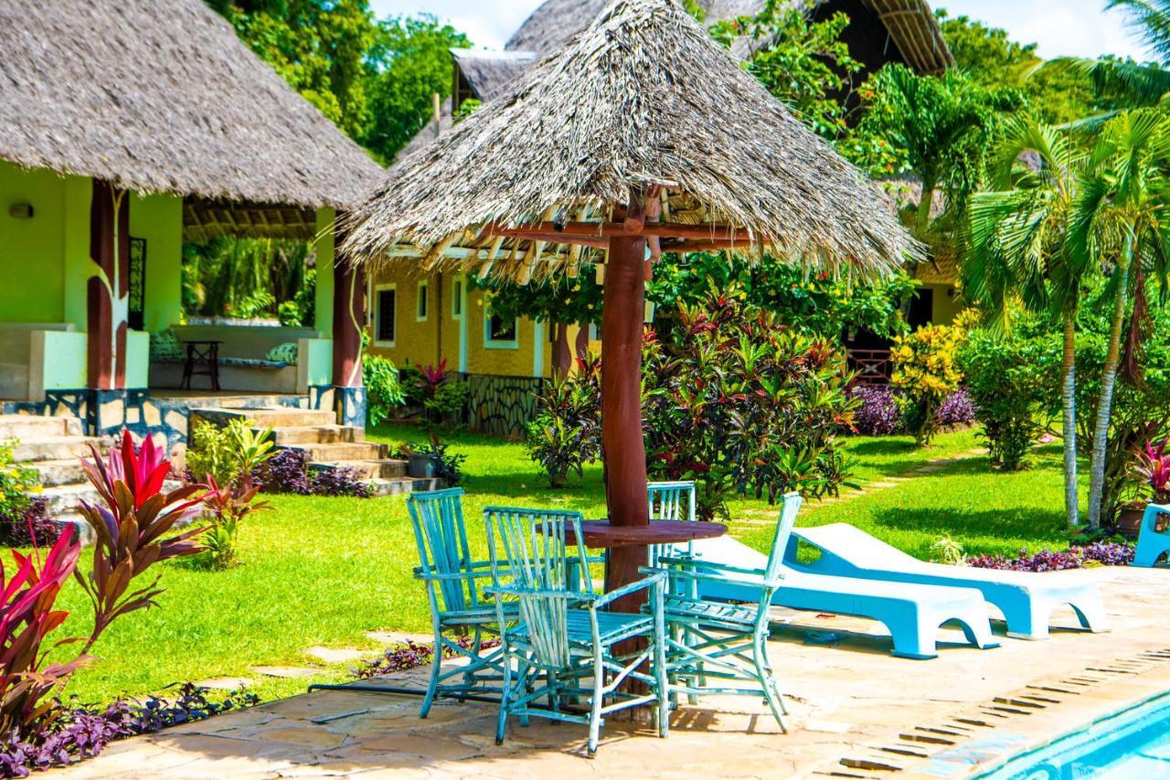 Oasis Diani Beach Villas Екстер'єр фото