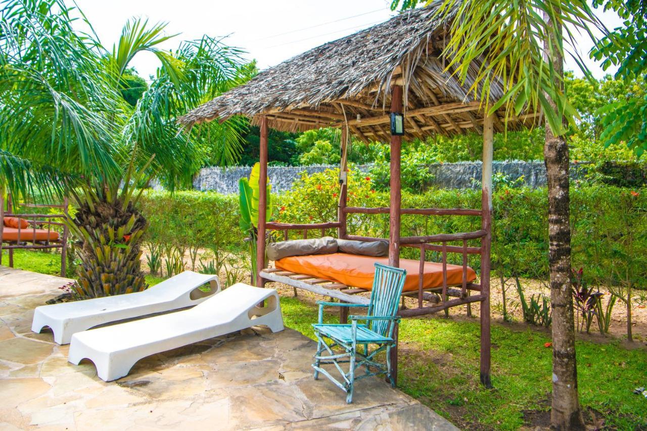 Oasis Diani Beach Villas Екстер'єр фото