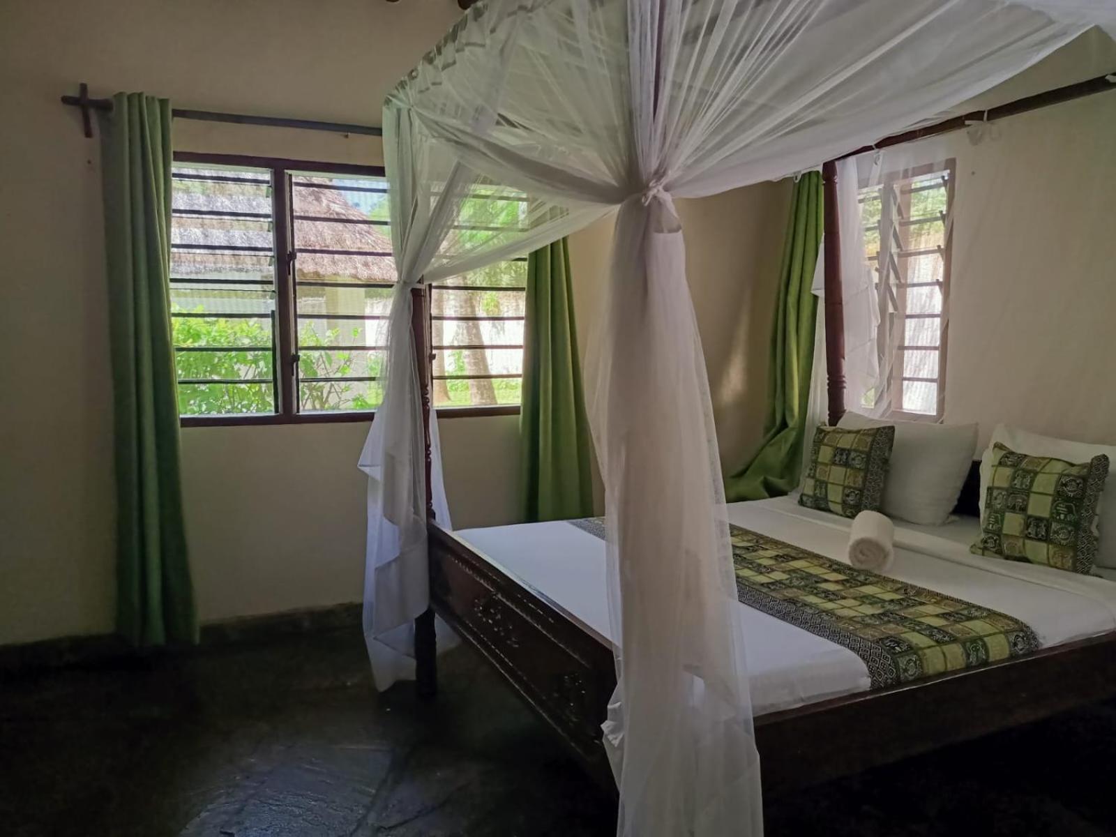 Oasis Diani Beach Villas Екстер'єр фото