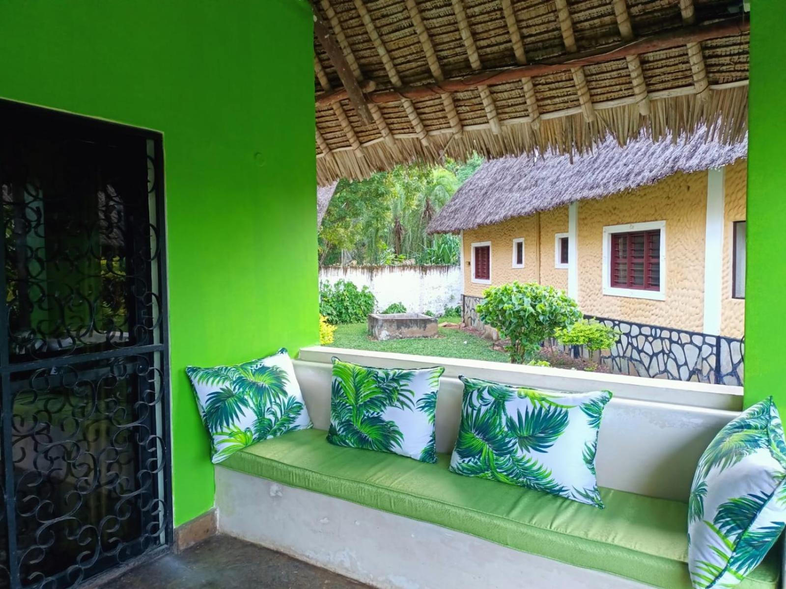 Oasis Diani Beach Villas Екстер'єр фото