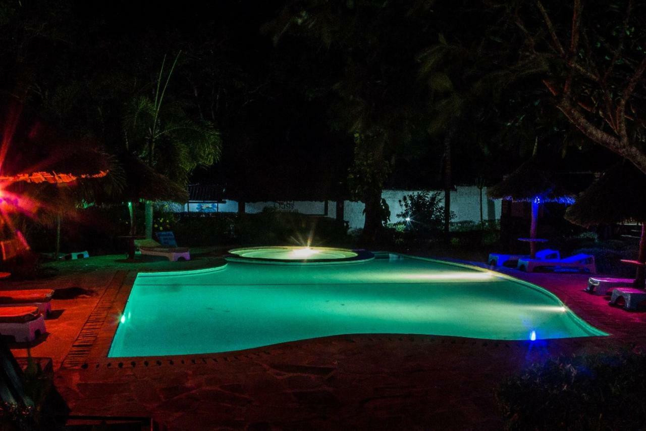 Oasis Diani Beach Villas Екстер'єр фото